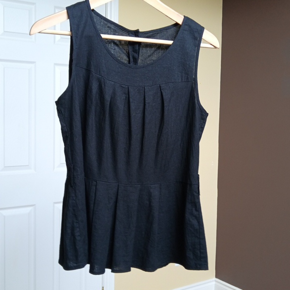 Ptp16" Linen Pleated Peplum Black Sleeveless (No Tags)